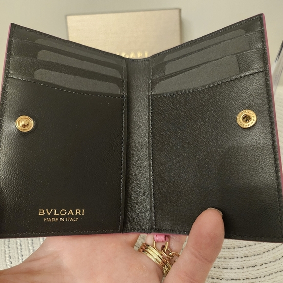 BVLGARI Serpenti Forever Pink Patent Wallet ๐ Snake Charm | Chipped + Box - Picture 10 of 11